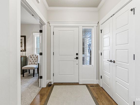3rd image of 3098 N Cherry Laurel Way