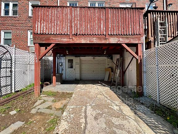 3rd image of 1348 Elson Rd