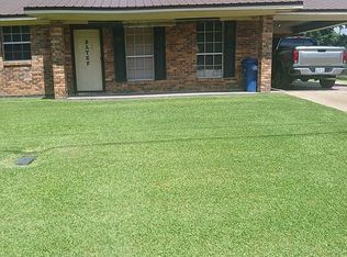 1009 Lotus Dr, Natchez, MS 39120