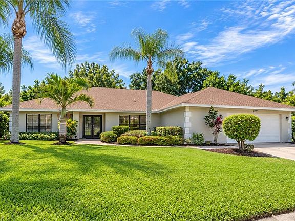2nd image of 2370 Pine Woods CIR #35