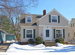 419 Canterbury Rd, Bay Village, OH 44140