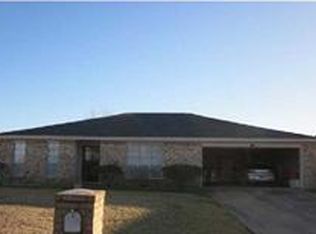 5835 Meadowview Rd, Beaumont, TX 77708