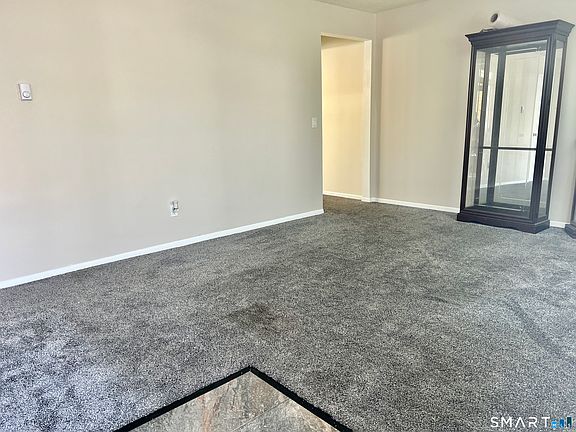 2nd image of 8 Roma Street #8