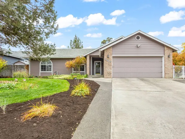 2987 NE Oakley Ct, Bend, OR 97701