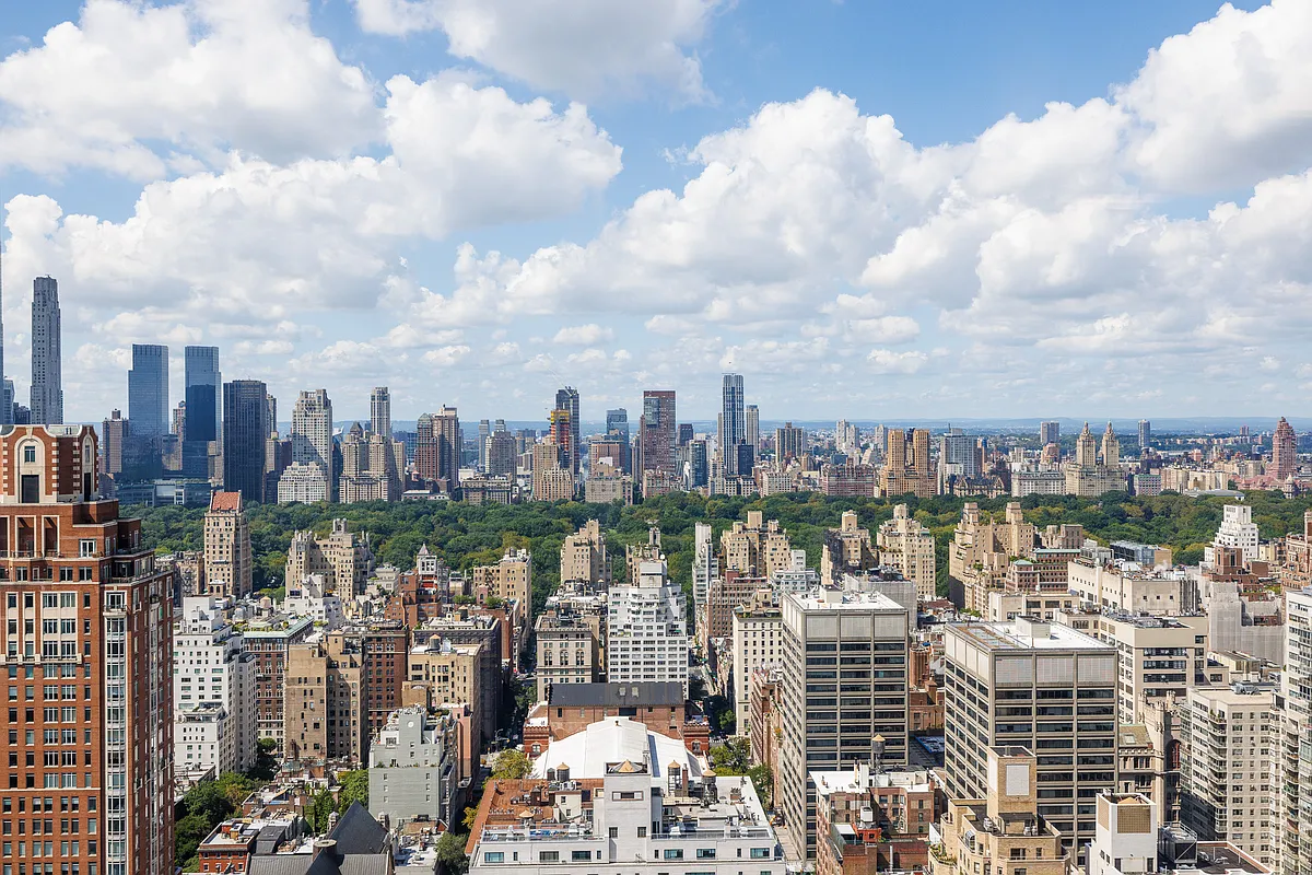 232 East 67th Street in Lenox Hill : Sales, Rentals, Floorplans