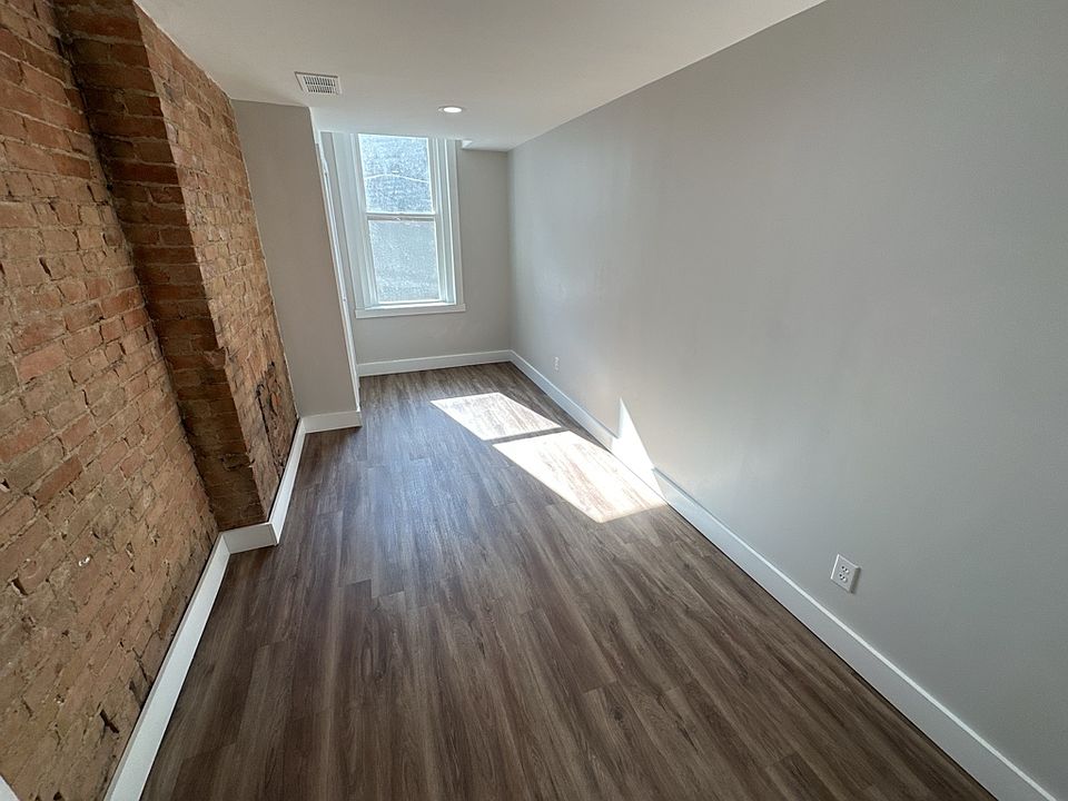 Bedroom_1 (47)_01242025