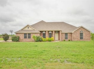 241 Cimarron Meadows Dr, Waxahachie, TX 75167