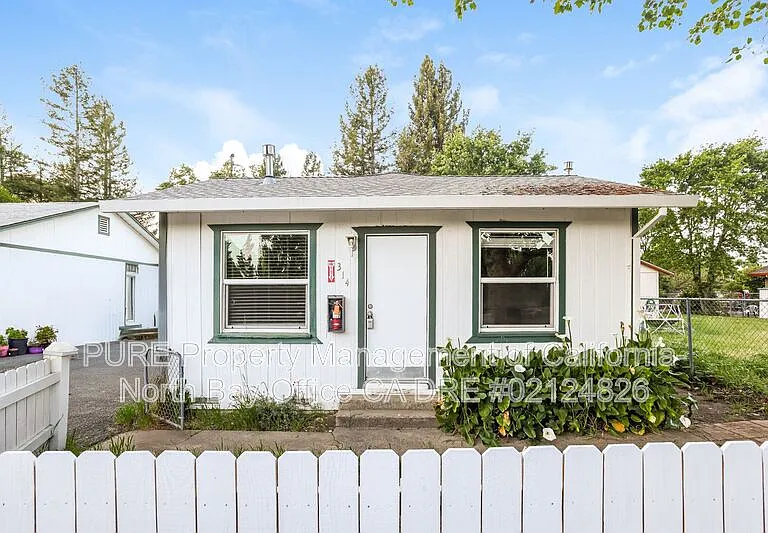 314 Cooper Ln — Photo 1