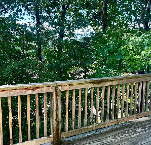 1055 Rives Rd #18 — Photo 9