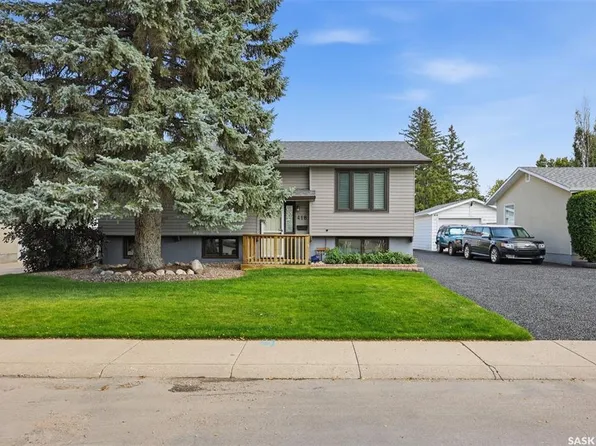 418 Laval CRESCENT, Saskatoon, SK S7H 4K9