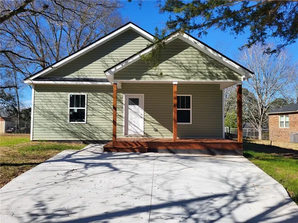 5205 17th Ave, Valley, AL 36854