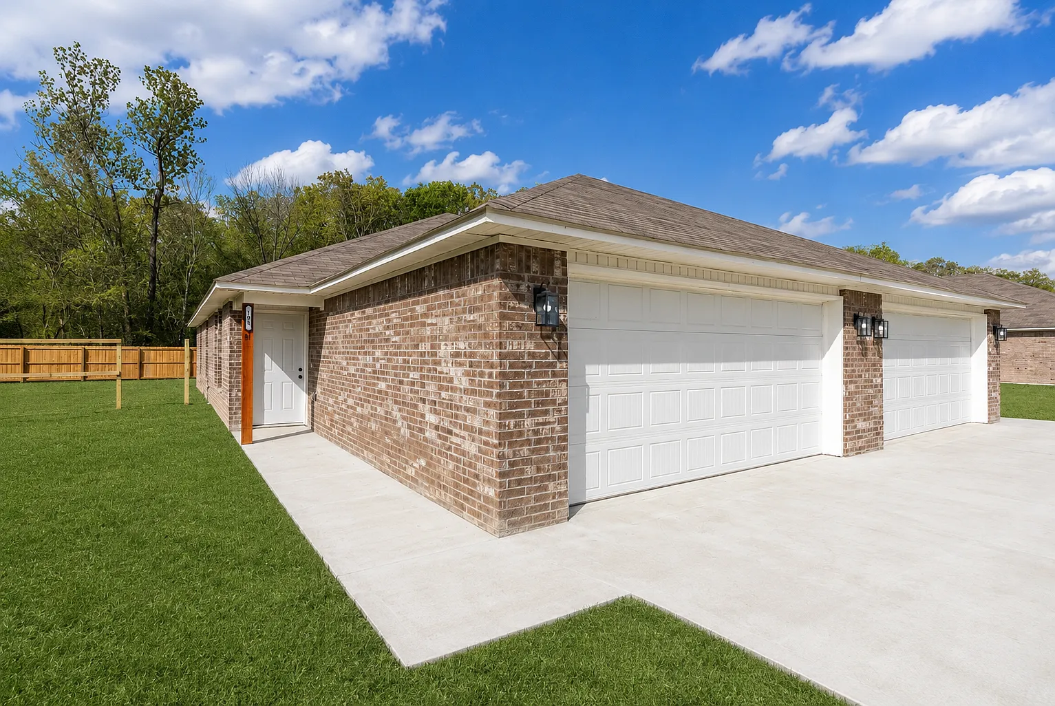 3 bed, 1025 sqft, $1,800 — Photo 1