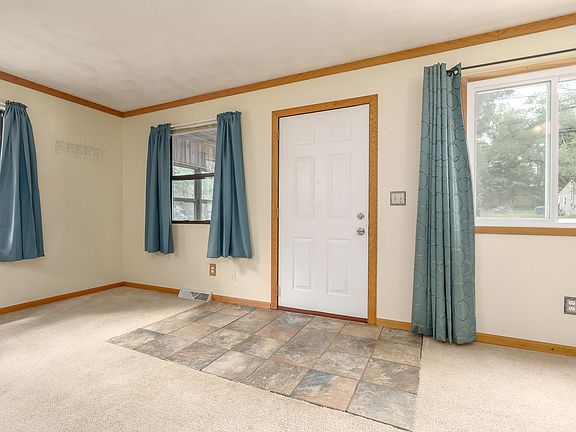 5th image of 5907 Dakota Ave
