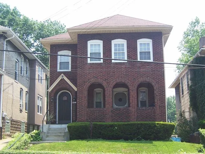 2349-2351 Tilbury Ave photo 1