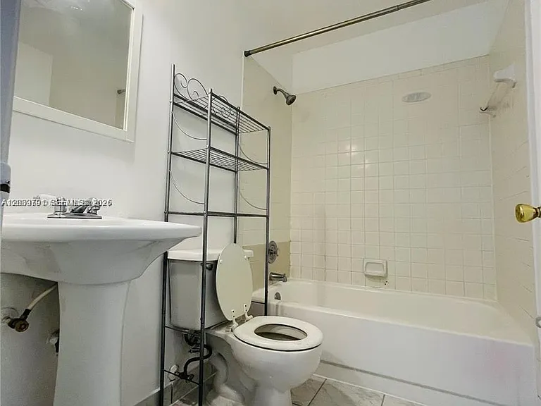 3449 NW 44th St #108 — Photo 8