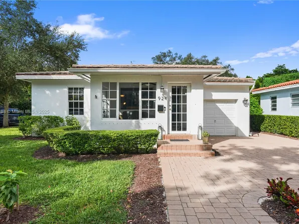 924 El Rado St, Coral Gables, FL 33134