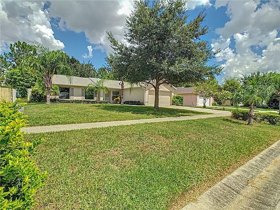 4th image of 11844 Windflower Ct