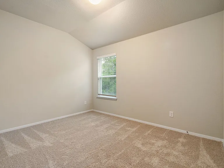 3704 Stillwood Ln — Photo 10