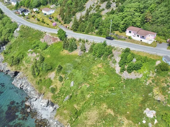 141 Bishops Cove Shore Road, Bishops Cove, NL A0A3X0