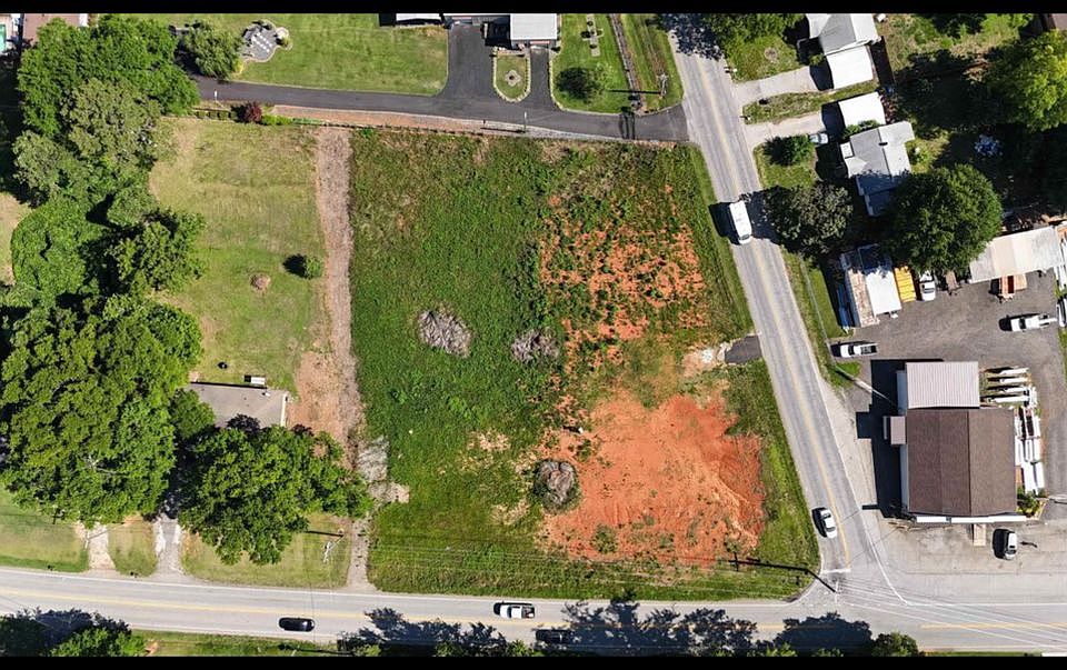 2nd image of 434-438 Tigerville Rd