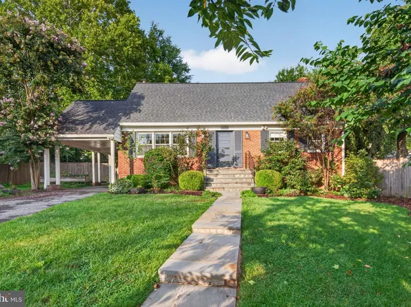 6013 Kingsford Ct, Bethesda, MD 20817