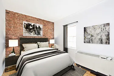 Rented by R New York