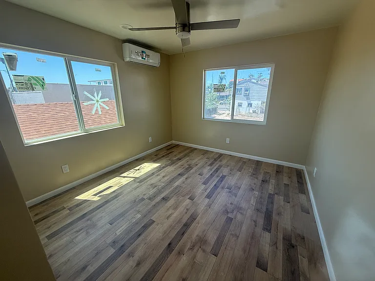 4860 Palm Ave — Photo 8