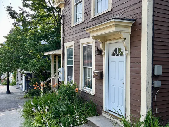 17 Main St Unit 1, Bridgton, ME 04009