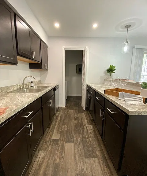 Greenview Terrace — Photo 15