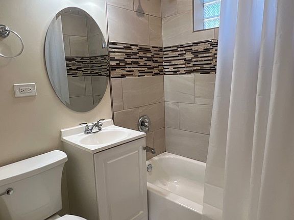 3rd image of 14439 Lowe Ave