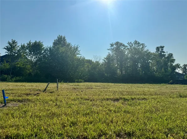 3171 Eight Bells Dr, Marion, IA 52302