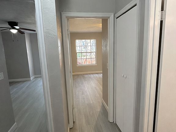 5th image of 215 NW 48th Blvd