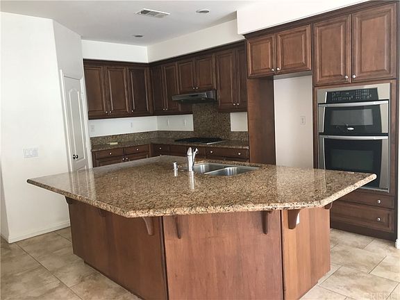 2nd image of 29393 Marilyn Dr