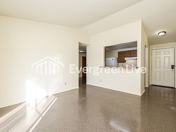 4th image of 8409 Schoolgate Dr