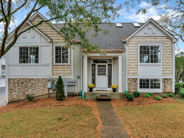 3130 Cambria Ct, Aurora, IL 60503