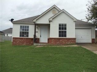2494 Brookside St, Springdale, AR 72764