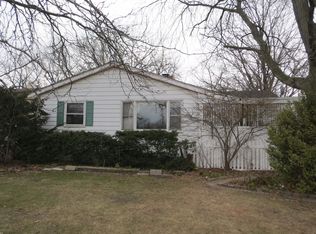 9307 Foliage Ln, Munster, IN 46321