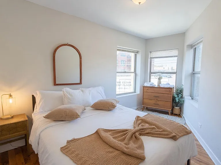 2049 W Touhy Ave #1 — Photo 7