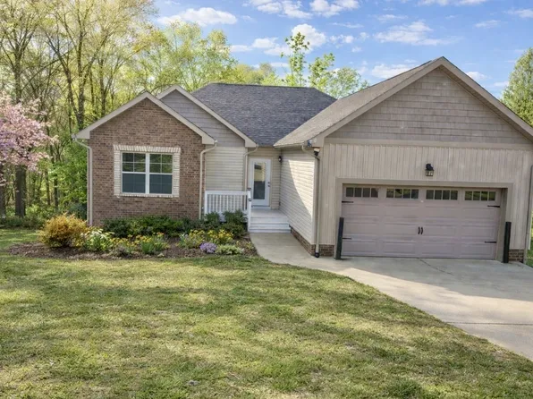 250 Wagoners Way, Westmoreland, TN 37186