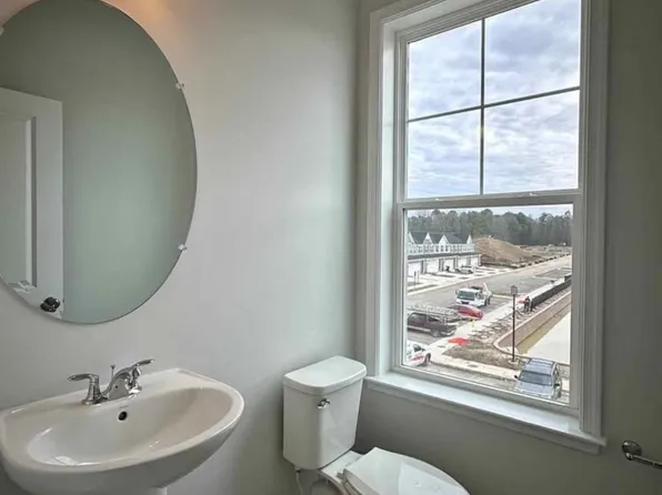 (undisclosed Address), Glen Allen, VA 23060