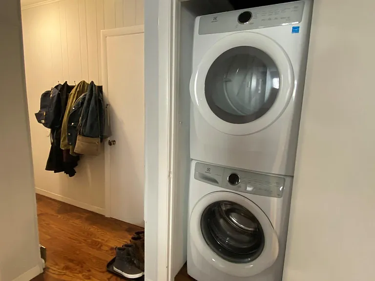381 Sumner St #1 — Photo 4