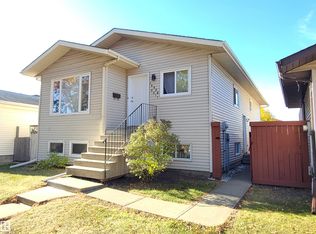 16924 95th St NW, Edmonton, AB T5Z1Z1