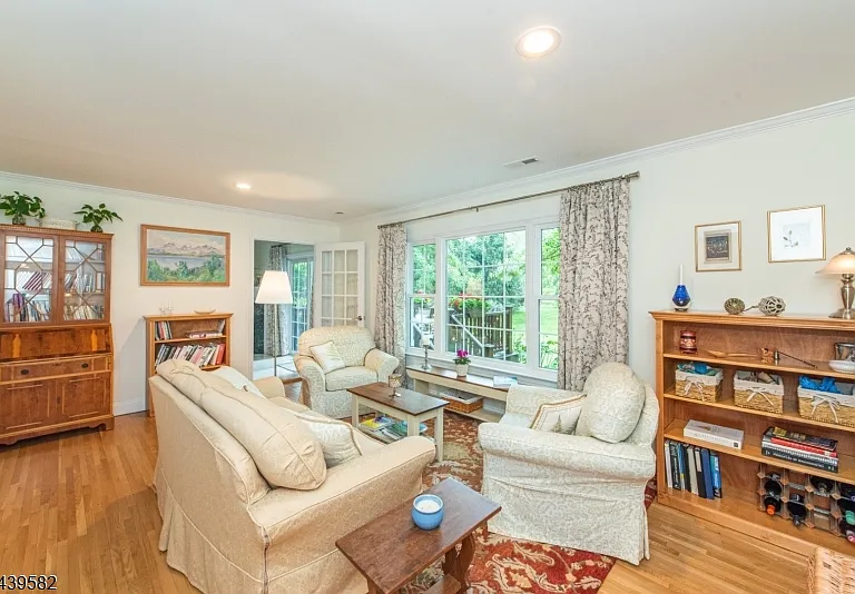 31 Cooper Ln — Photo 14