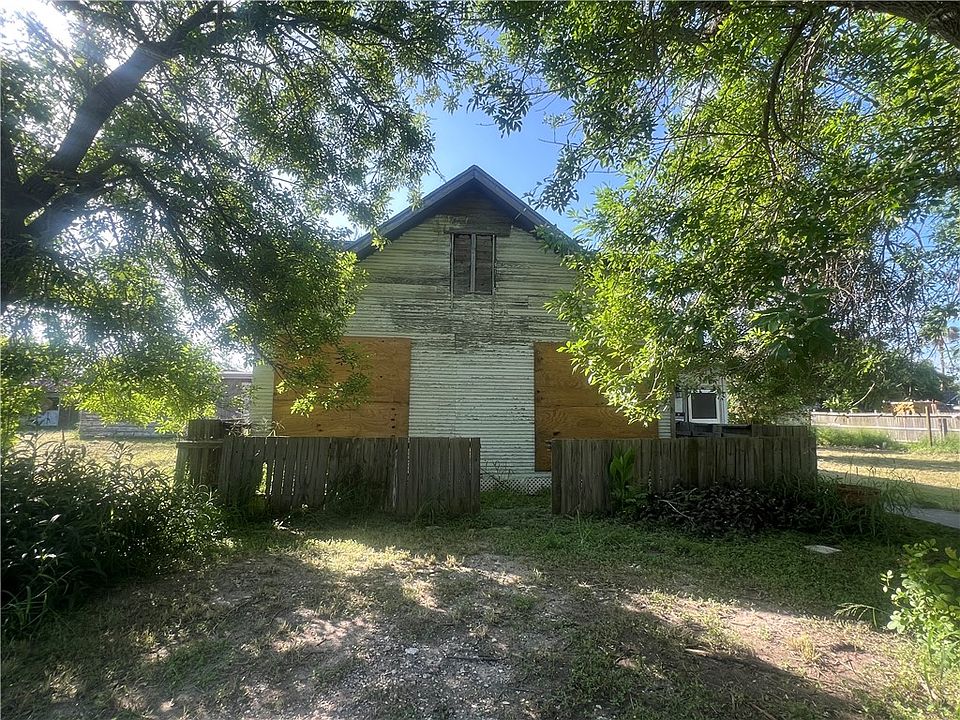 1st image of 2826 Hargus St