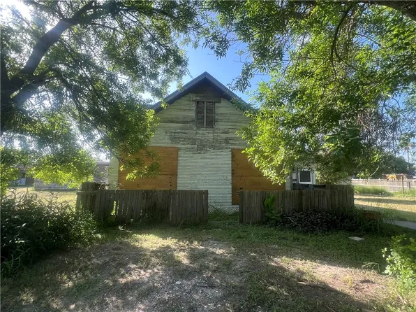 2826 Hargus St, Ingleside, TX 78362