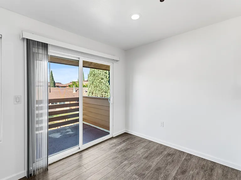 Oakbrook Apartments — Photo 50