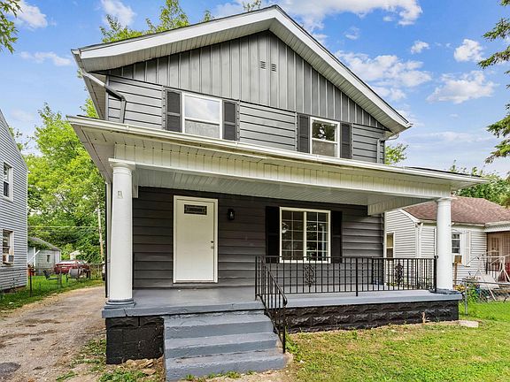 3rd image of 2293 Dresden St