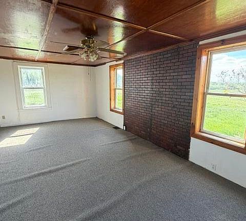 3rd image of 38 Glass Rd