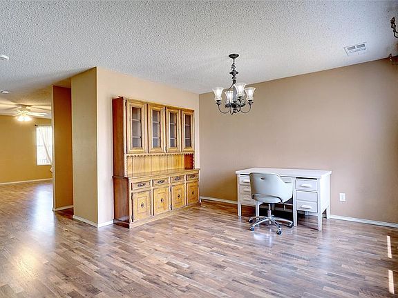 3rd image of 5312 Royal Birkdale Dr