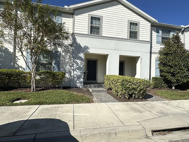 2412 Tangier Dr — Photo 4